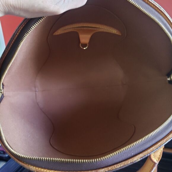 Louis Vuitton Ellipse MM Handbag with Unbranded Strap and Charm - Picture 8 of 9